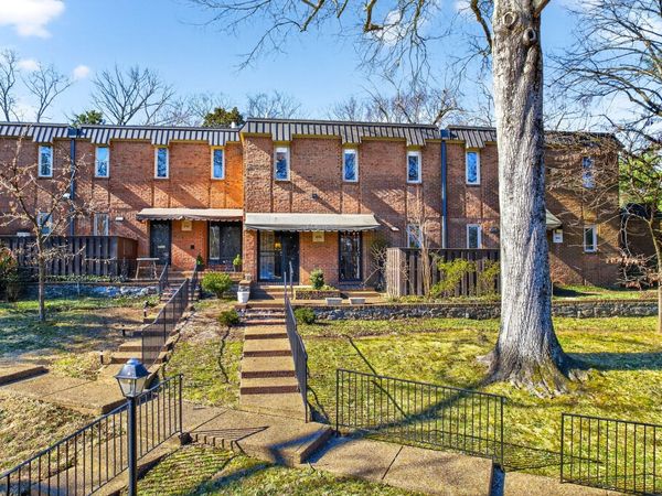 638 Timber Ln , Nashville, TN 37215
