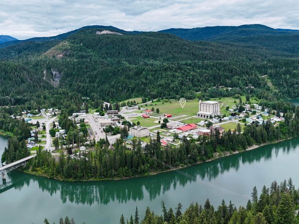 NKA W Third Ave, Metaline Falls, WA 99153