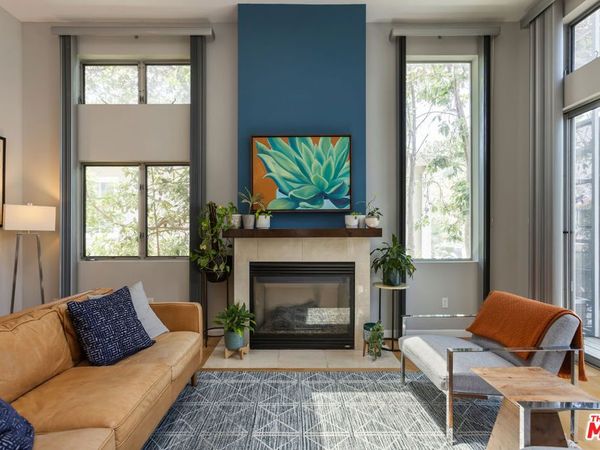 5936 Barton Avenue, Los Angeles, CA 90038