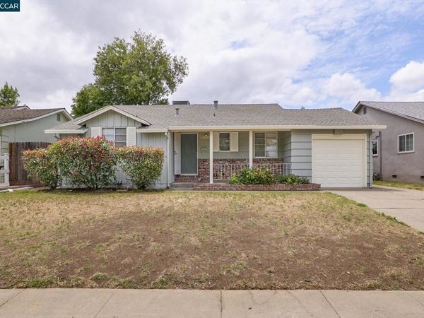 4300 42nd Ave, Sacramento, CA 95824