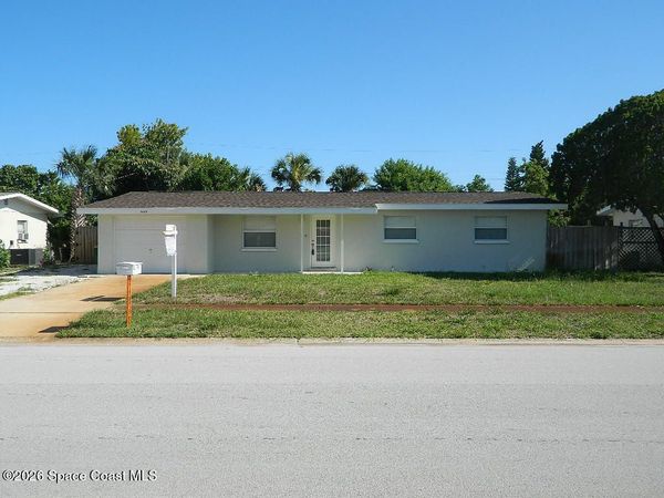 1525 Glen Haven Drive , Merritt Island, FL 32952