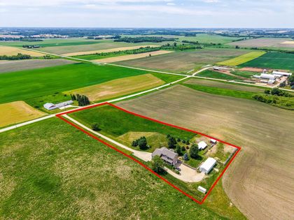 8229 10th Street SW Byron, MN 55920