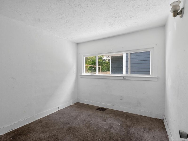 2670 Berrell Avenue, Columbus, OH 43211 Photo 11