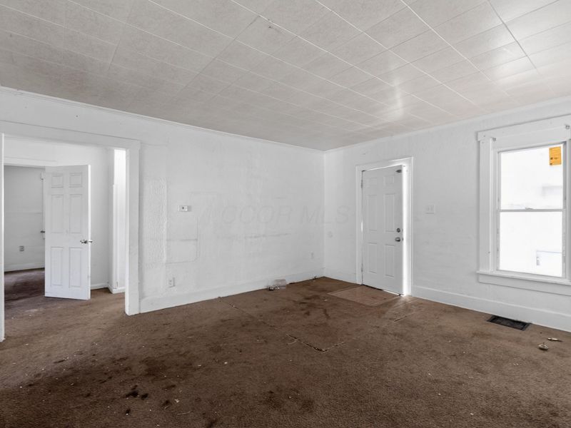 2670 Berrell Avenue, Columbus, OH 43211 Photo 4