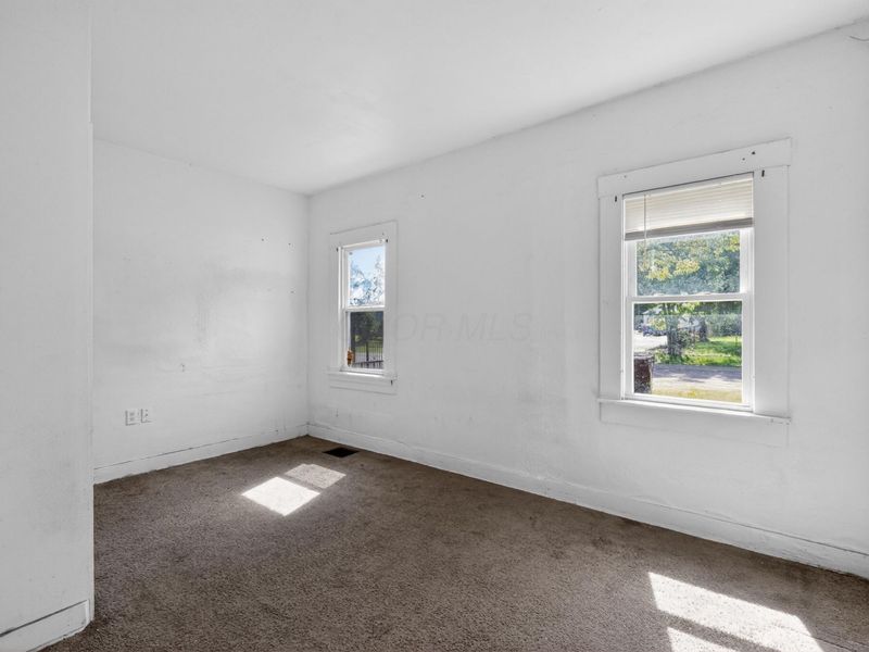 2670 Berrell Avenue, Columbus, OH 43211 Photo 7