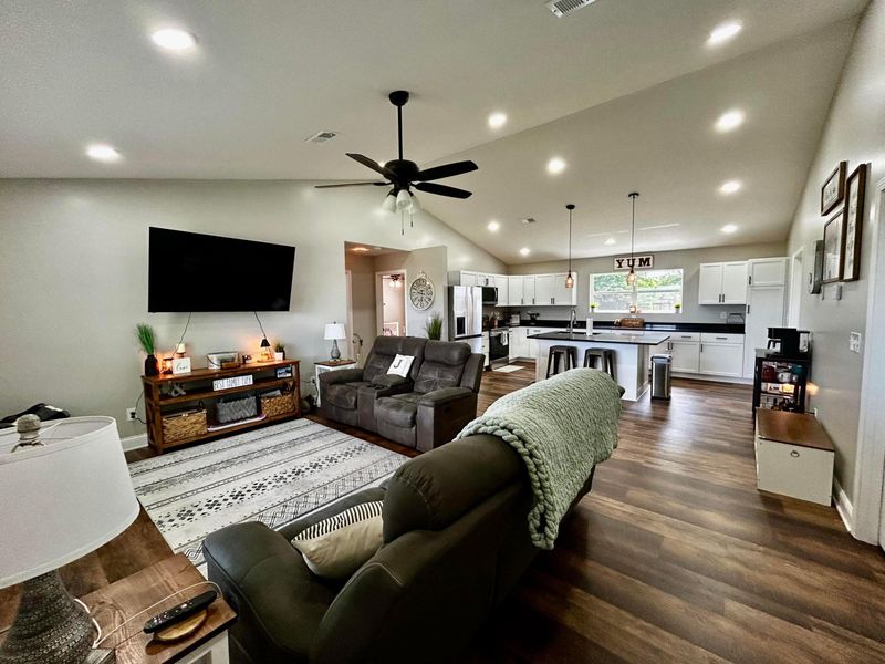 4857 Dickey Road NE, Bloomingburg, OH 43106 Photo 5