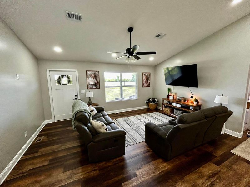 4857 Dickey Road NE, Bloomingburg, OH 43106 Photo 7
