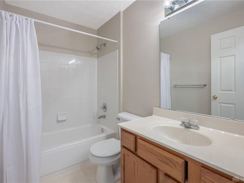 1721 Waterstone Boulevard, Unit 207, Washington Township, OH 45342 Photo 16