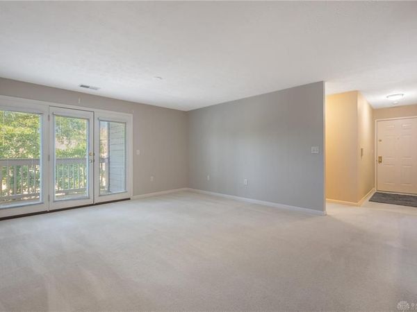 1721 Waterstone Boulevard, Unit 207, Washington TWP, OH 45342