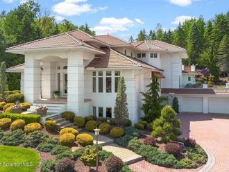 25 Blythe Drive Peckville, PA 18452