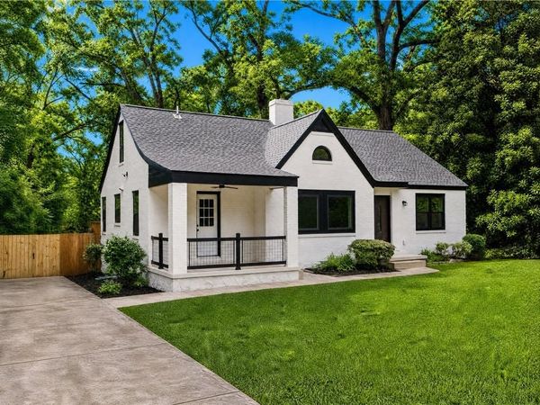 2585 Amelia Avenue , Decatur, GA 30032