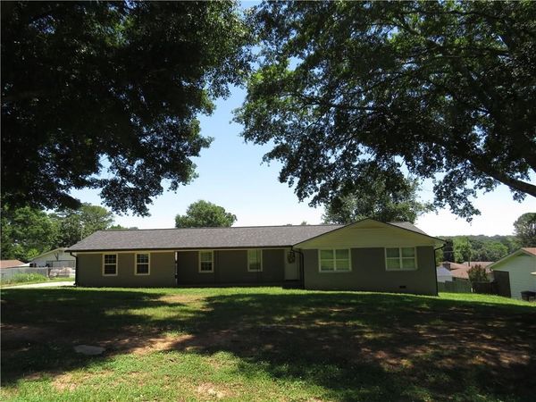 618 Hillside Drive , Cedartown, GA 30125