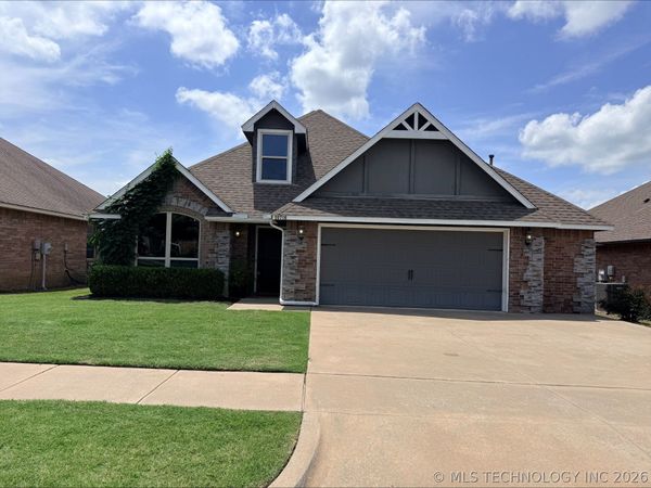 10716 Masters Circle, Jenks, OK 74037