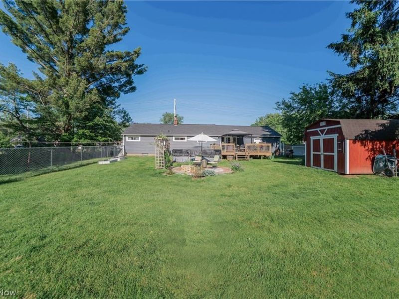 543 N Lake Street, Madison, OH 44057 Photo 3