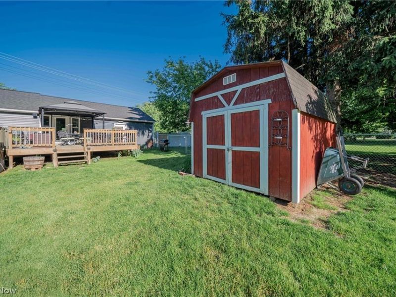 543 N Lake Street, Madison, OH 44057 Photo 37