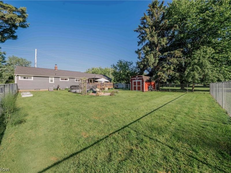 543 N Lake Street, Madison, OH 44057 Photo 38