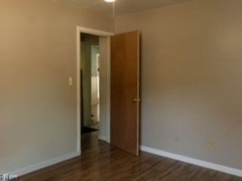 1176 Easton Drive, Akron, OH 44310 Photo 14