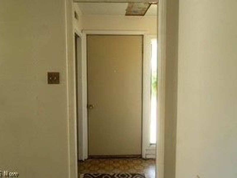 1176 Easton Drive, Akron, OH 44310 Photo 7