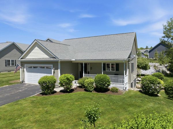 12 Thorn Hill Road, Unit 12, Hooksett, NH 03106