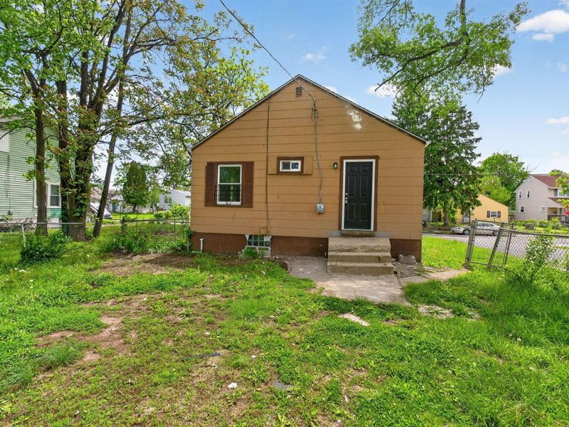 1406 E 18th Avenue , Columbus, OH 43211 Photo 2