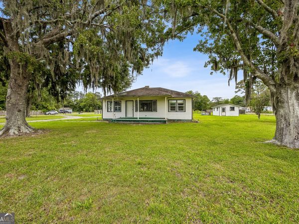 879 Charlie Smith Sr Highway, Saint Marys, GA 31558