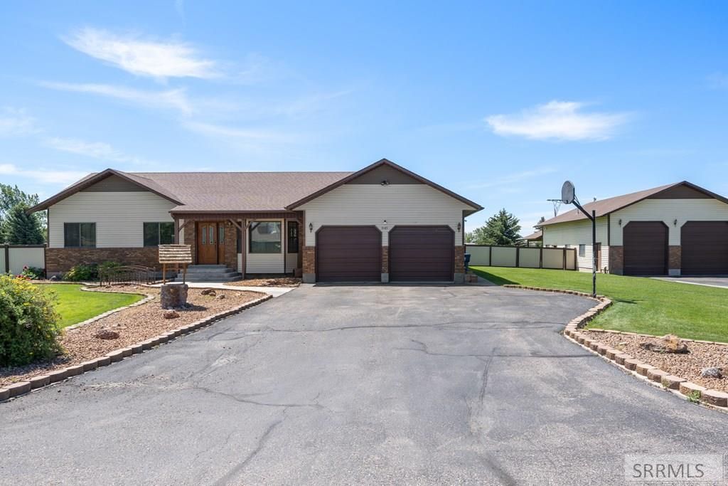 845 E 1415 N, Shelley, ID 83274 Main Photo