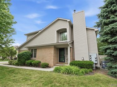 23716 McCort Drive, Brownstown Twp, MI 48134