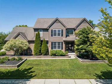 22751 St James Drive, Lyon Twp, MI 48167