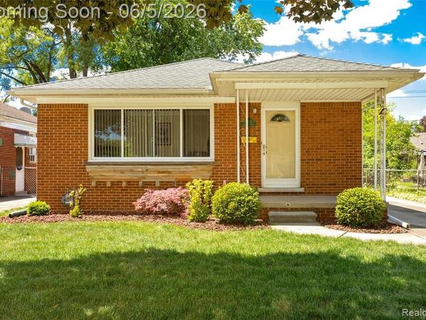 8422 Niver Avenue, Allen Park, MI 48101