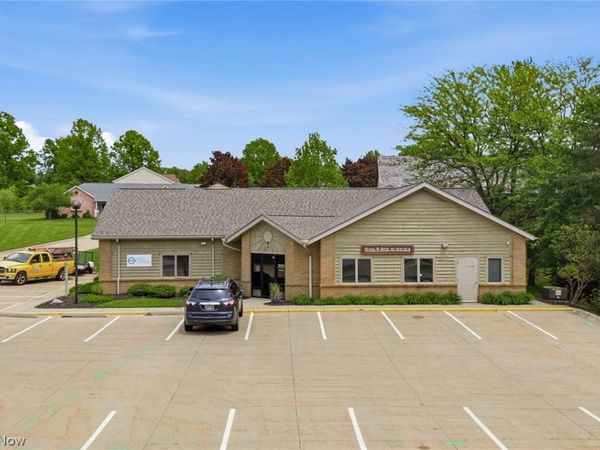 1221 S Trimble Road, Mansfield, OH 44907