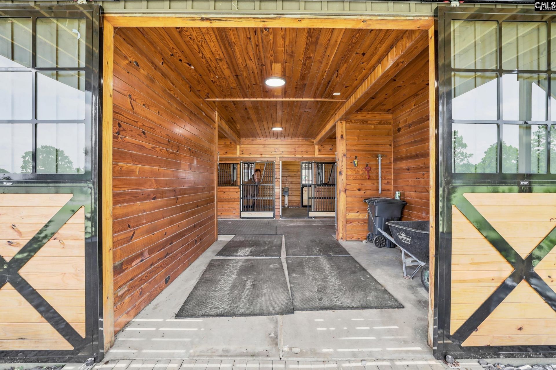 8520 Stock Horse Trail  Photo 13