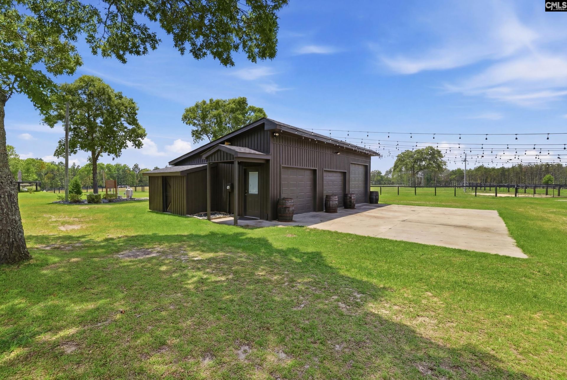 8520 Stock Horse Trail  Photo 25