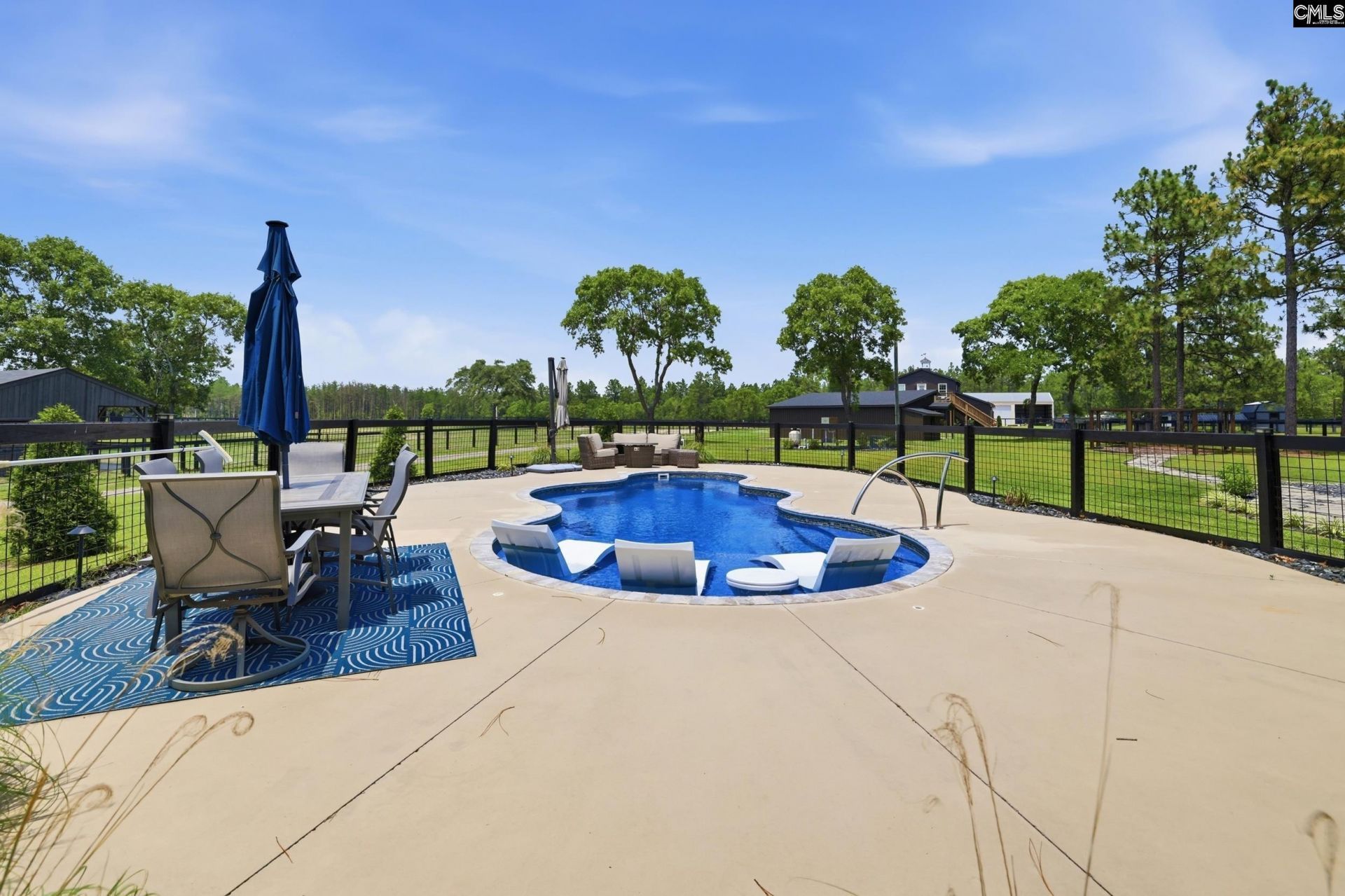 8520 Stock Horse Trail  Photo 34