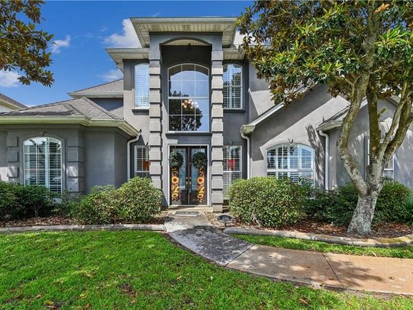 190 W GREENBRIER Drive , New Orleans, LA 70128