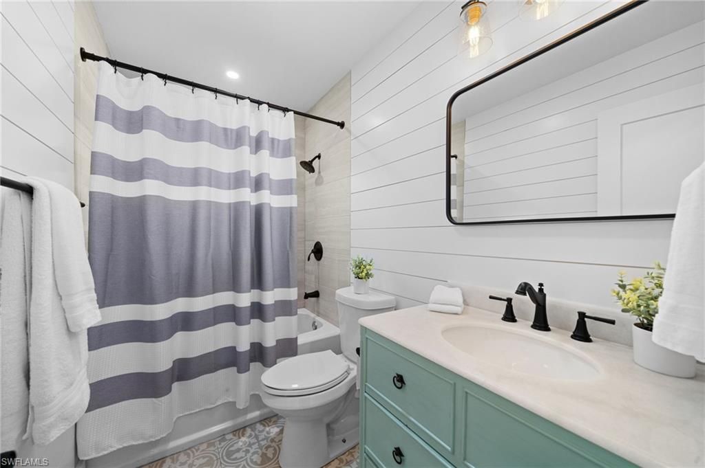 5015 Mahogany Ridge Dr, Naples, FL 34119 Photo