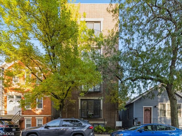 839 S MILLER Street, Unit 3, Chicago, IL 60607