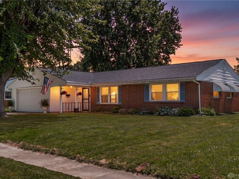 353 Bedford Avenue, Xenia, OH 45385 Photo 2
