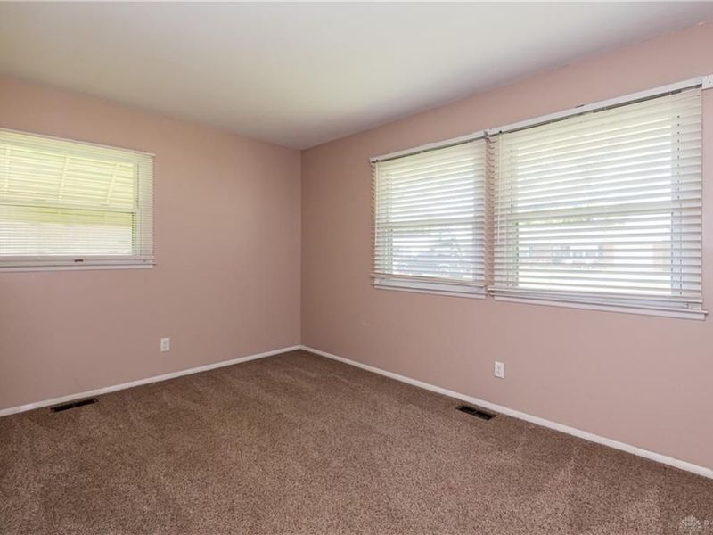 353 Bedford Avenue, Xenia, OH 45385 Photo 25