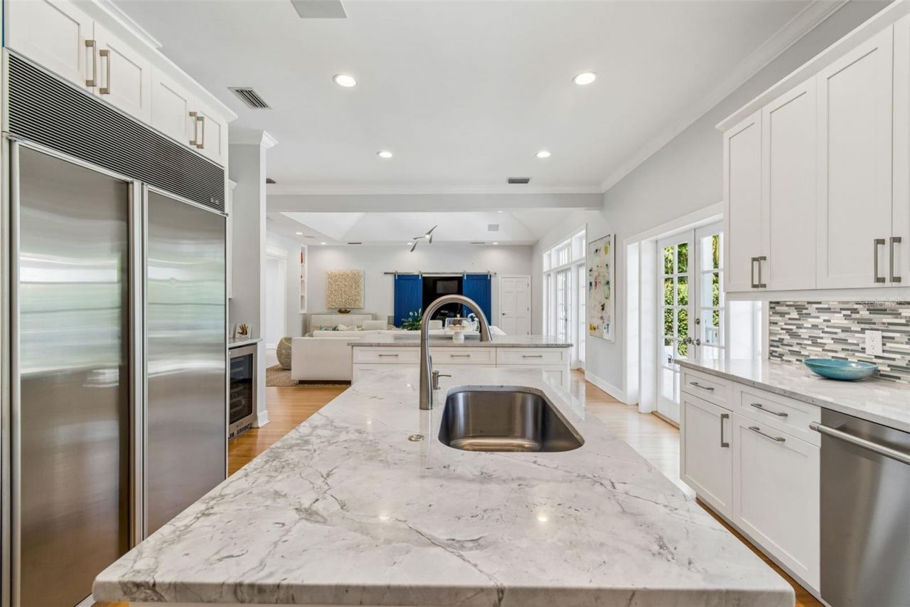814 S Bayside Drive, Tampa, FL 33609 Photo