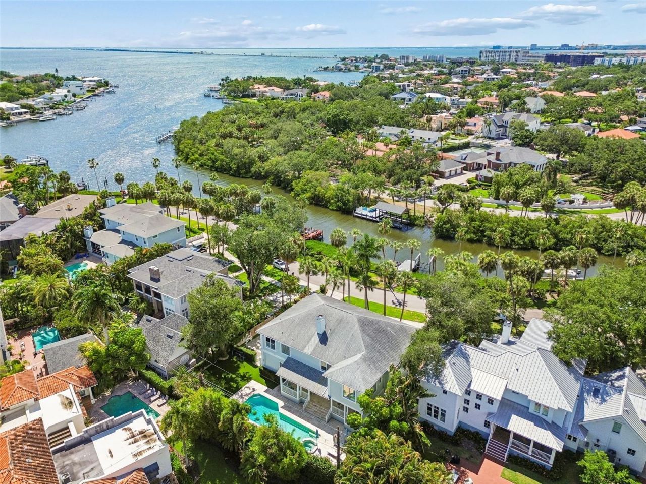 814 S Bayside Drive, Tampa, FL 33609 Photo