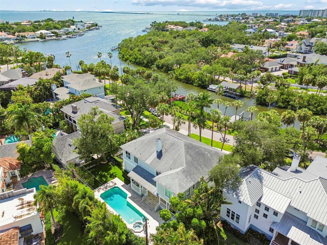 814 S Bayside Drive, Tampa, FL 33609 Photo