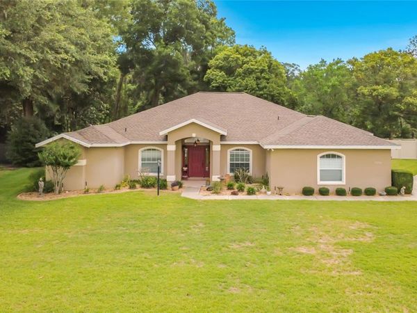 10445 SE 42ND TERRACE , BELLEVIEW, FL 34420
