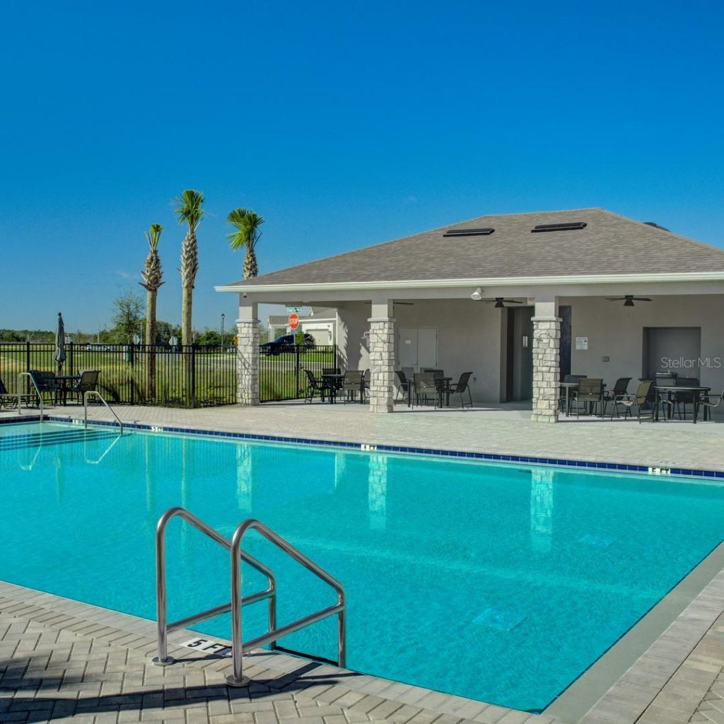 9237 Harris Hawk Drive , Leesburg, FL 34788 Photo