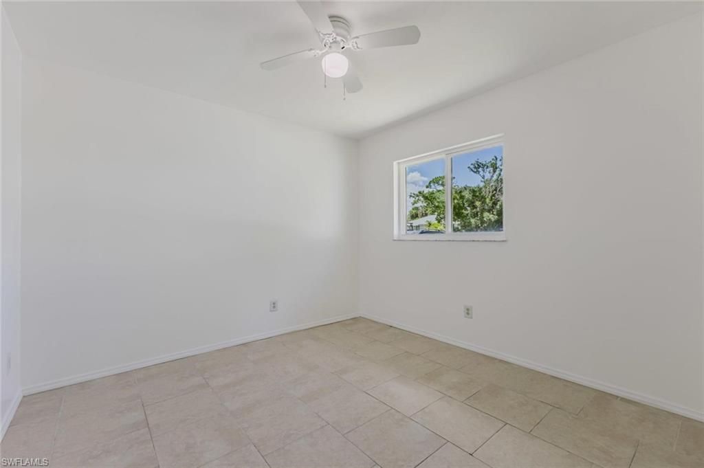 16595 Davis Rd , Fort Myers, FL 33908 Photo
