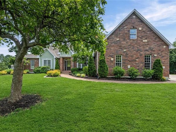 7447 Mize Road, Shawnee, KS 66227