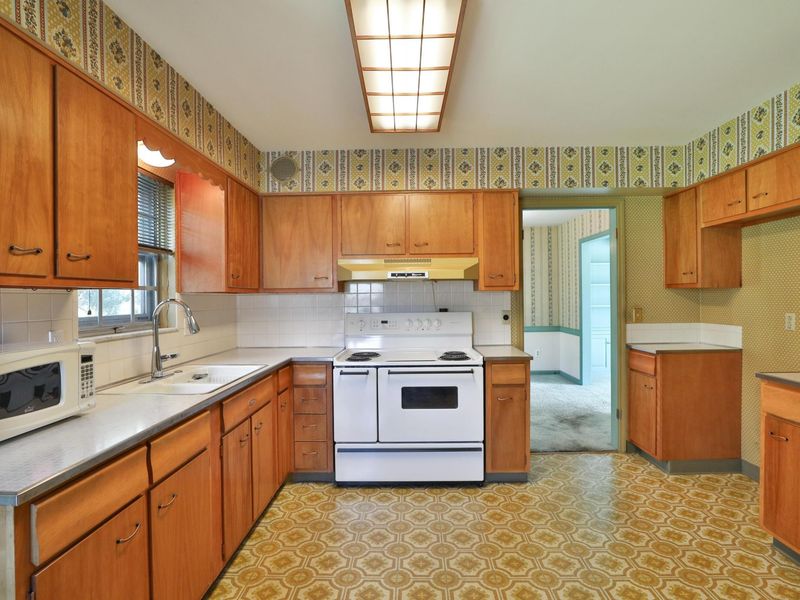 4257 Kenridge Drive, Columbus, OH 43220 Photo 7