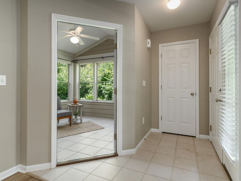 1357 Woodberry Place, Columbus, OH 43230 Photo 4