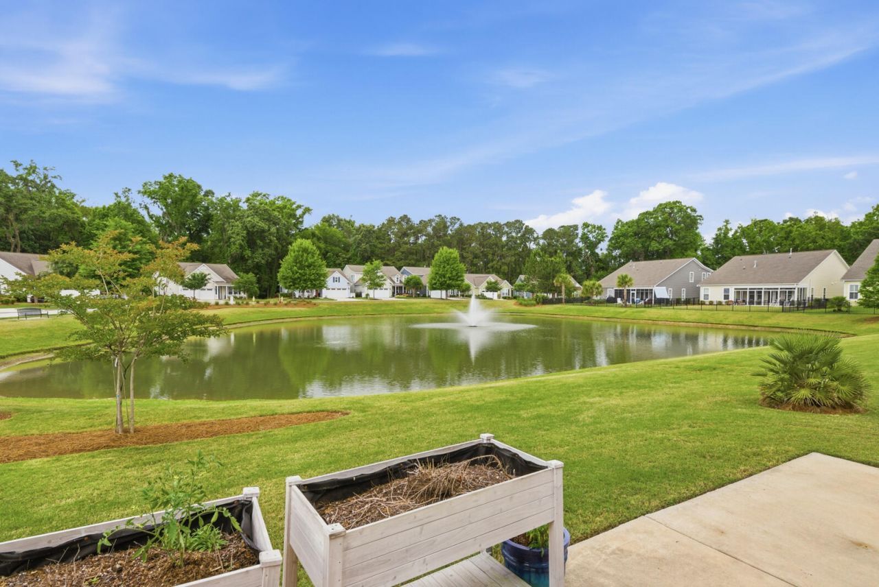 2077 Barn Swallow Road Photo 42