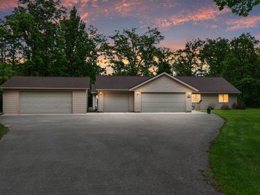 33783 Dancing Bear Drive, Crosslake, MN 56442