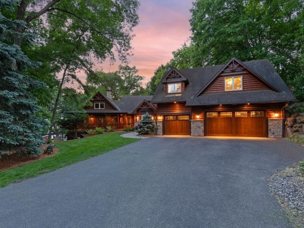 365 Pleasant View Road, Chanhassen, MN 55317